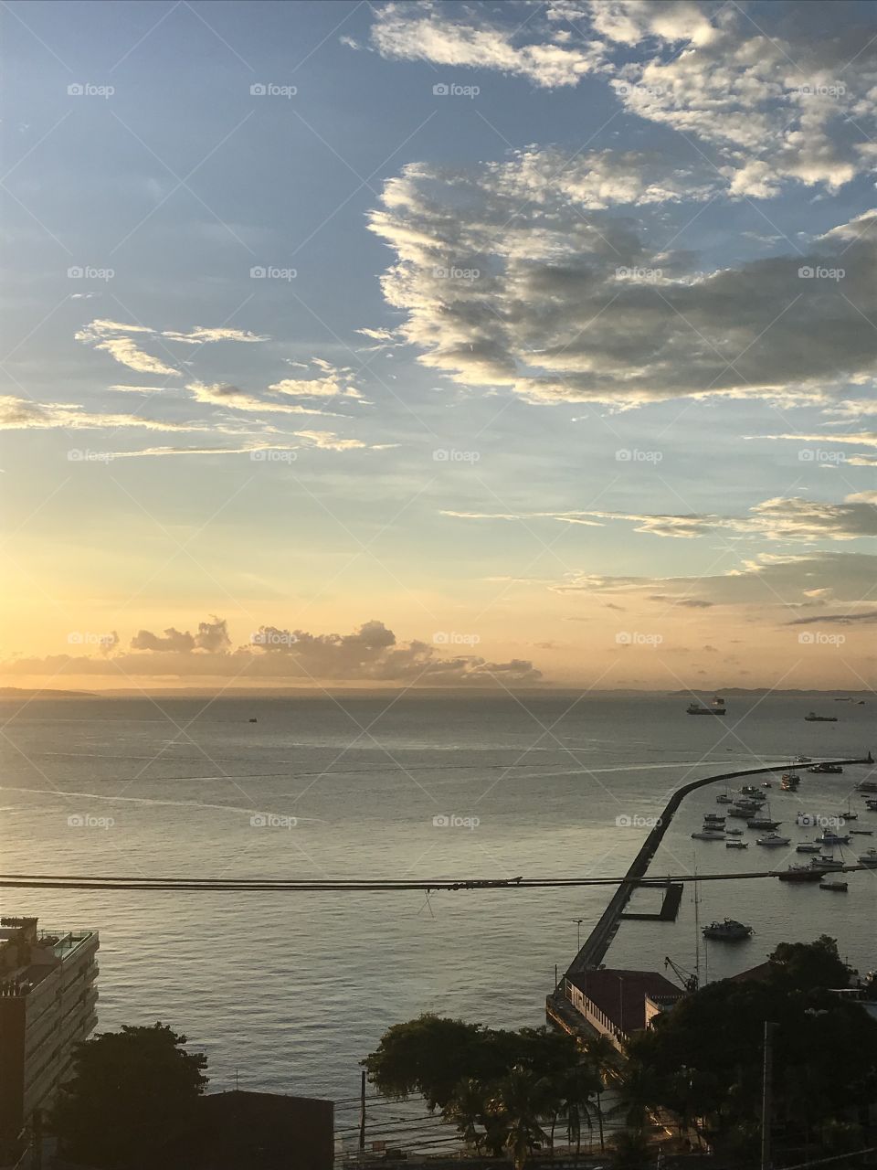 Mirante, lindo com um por do sol! Salvador surpreende a cada esquina. 