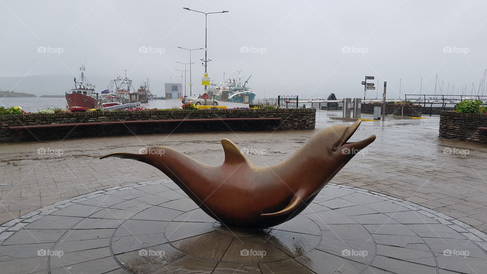 Dolphin, Statue, sculpture,  rain, beach, boat