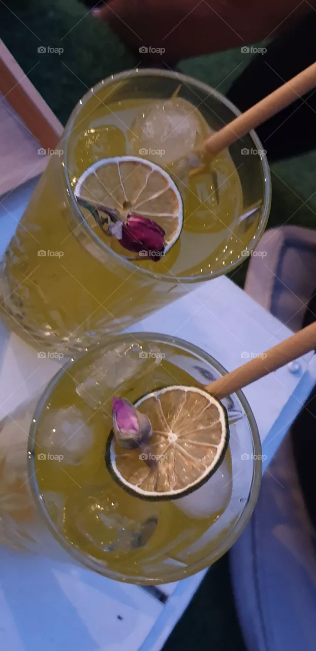gin o'clock