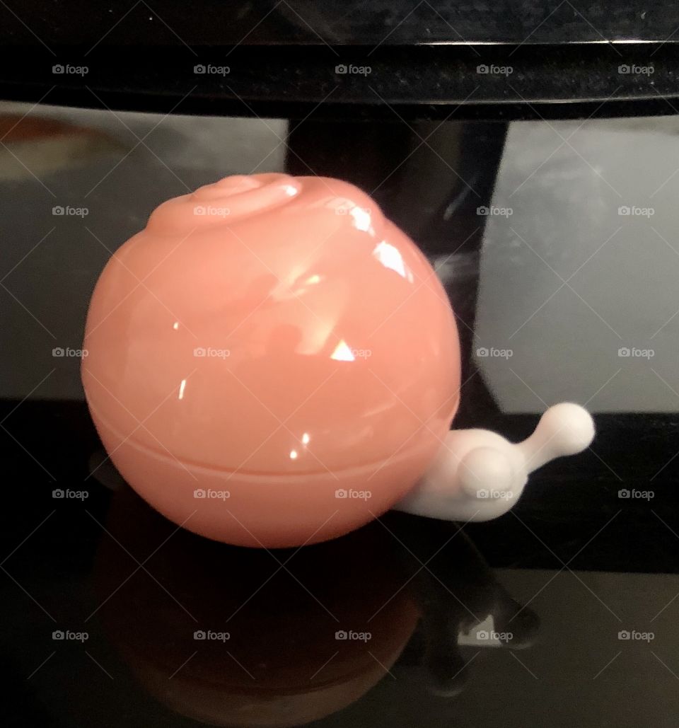 Snail gel container (a beauty product)