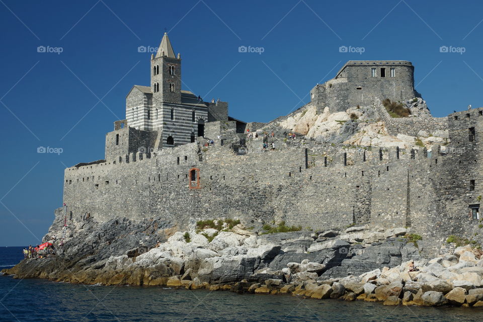 Porto Venere . Punta della Castagna, église et château 