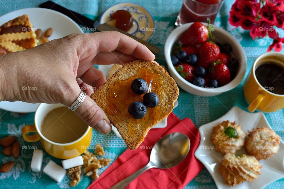 healthy breakfast at home