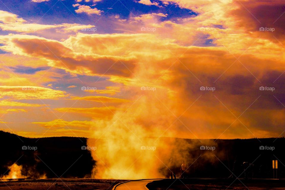 Sunset by the geyser!