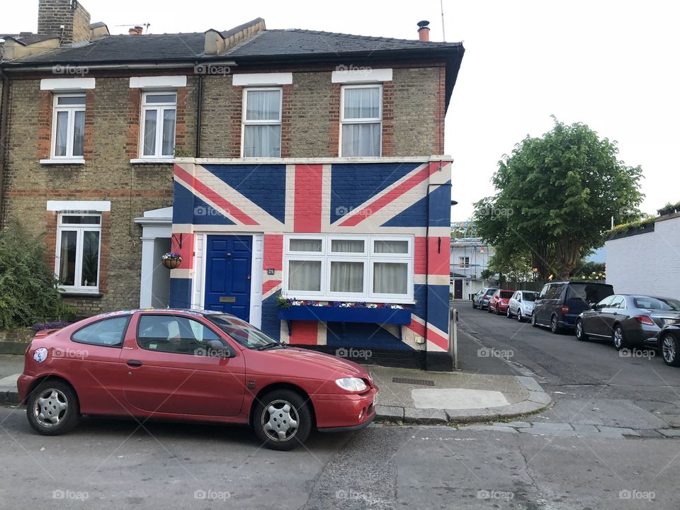 Union Jack Mural on Victorian terrace house 