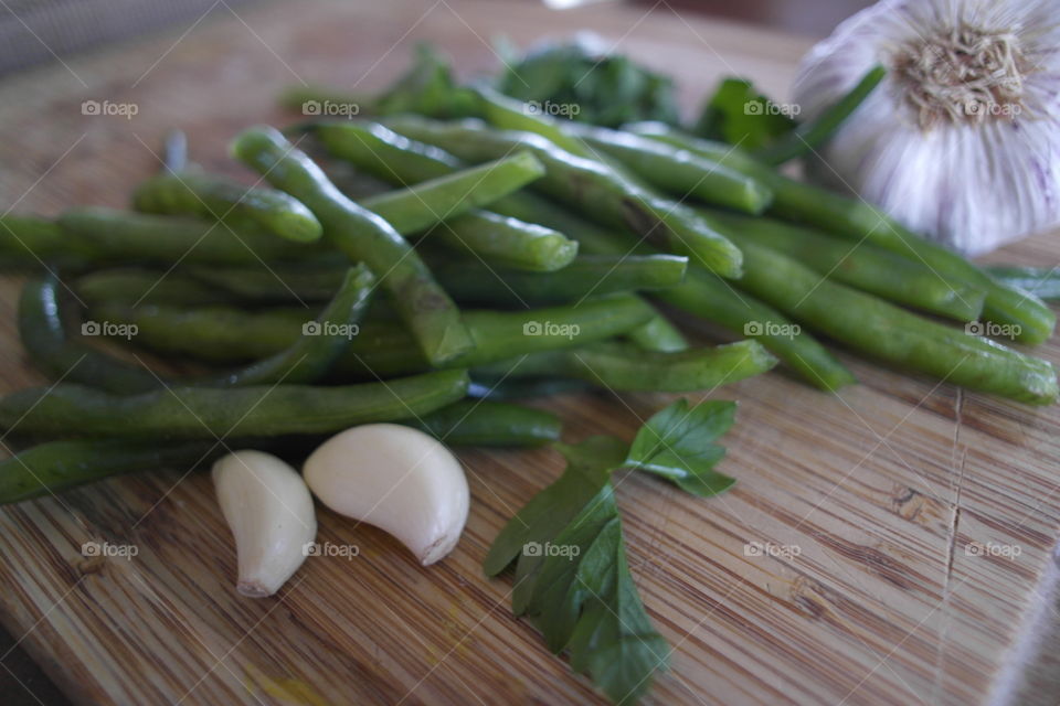 Green beans and garlic 
