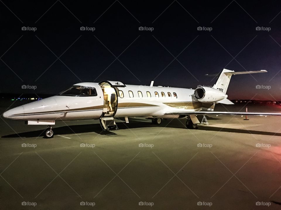 Private jet