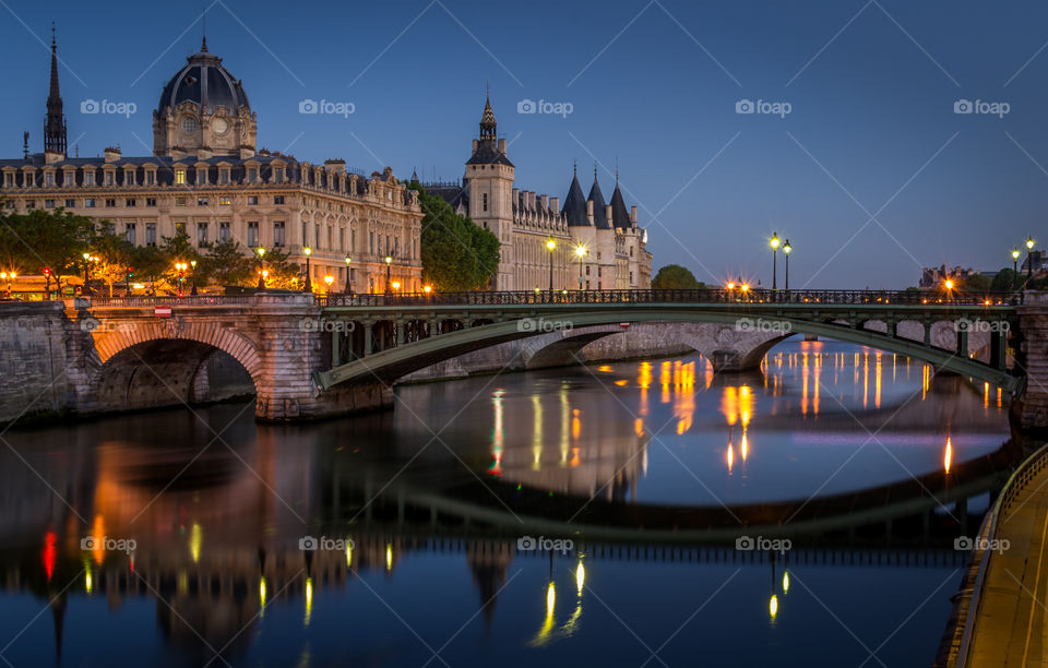 Sunrise on the Conciergerie in Paris