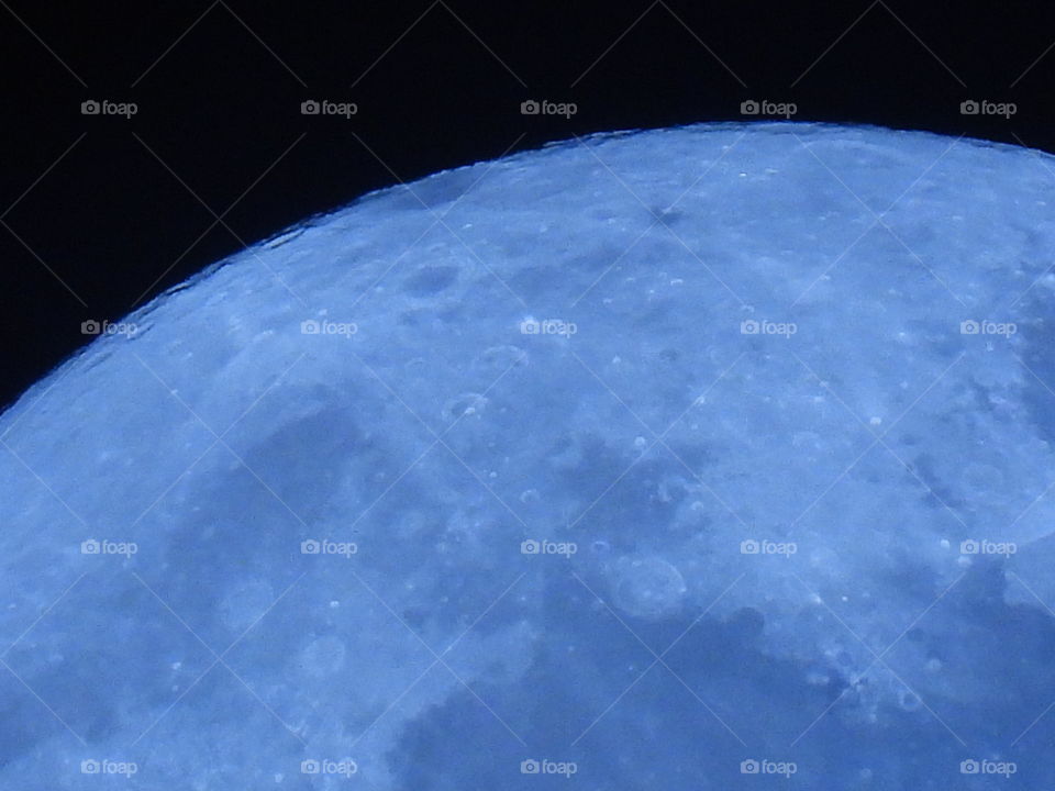 Zoom the full moon August 15th 