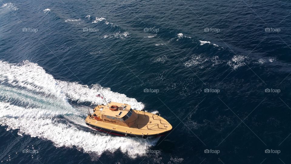 Pilot boat getting ready to release our ship and our Captain can now take over..An man actually jumps from there boat to the Cruise ship door below on deck two..it's extremely exciting 🤗