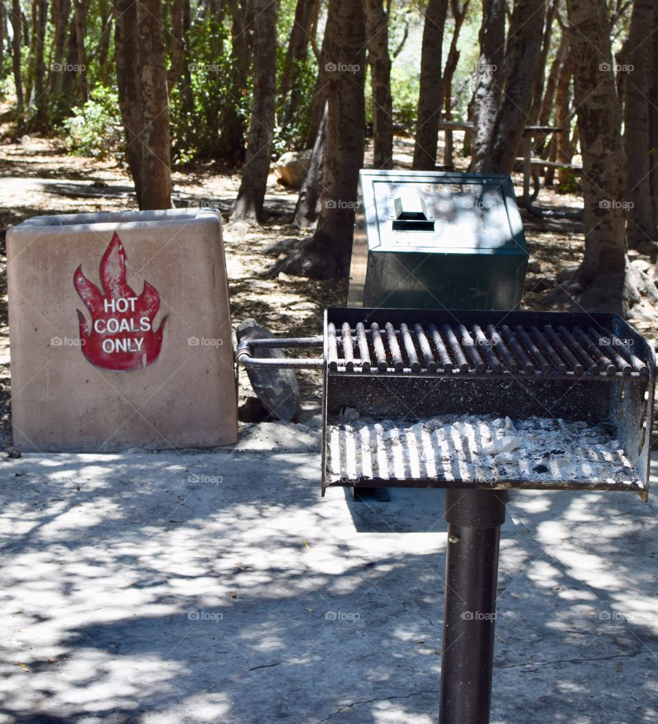 Small but efficient camp B.B.Q.