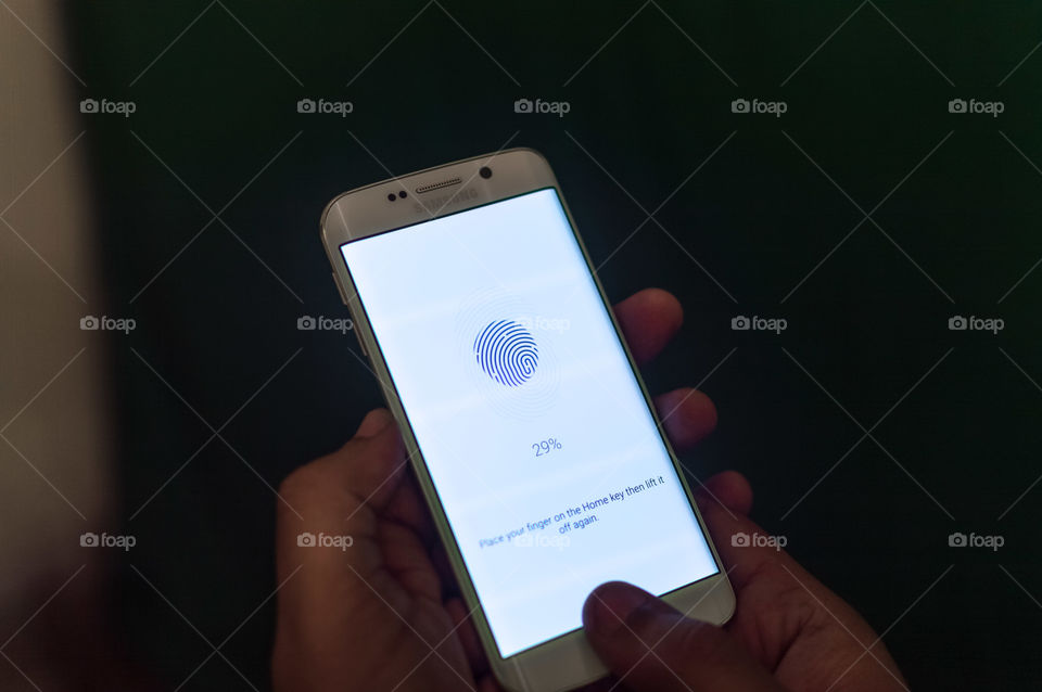 Phone 3 Fingerprints 2. Using phone with fingerprint scanner running.