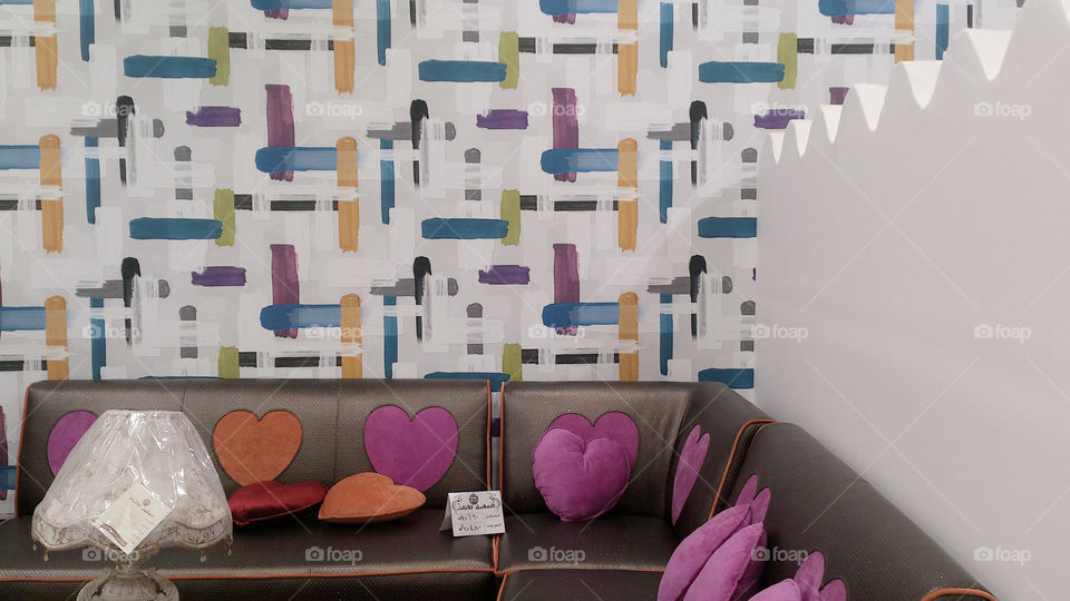 Patterned wall. A creative pattern for a girl's room