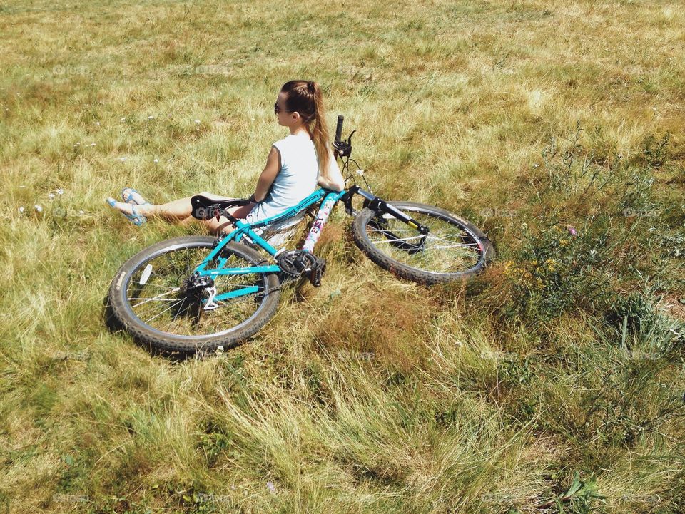 Relax . Girl relaxing on the field