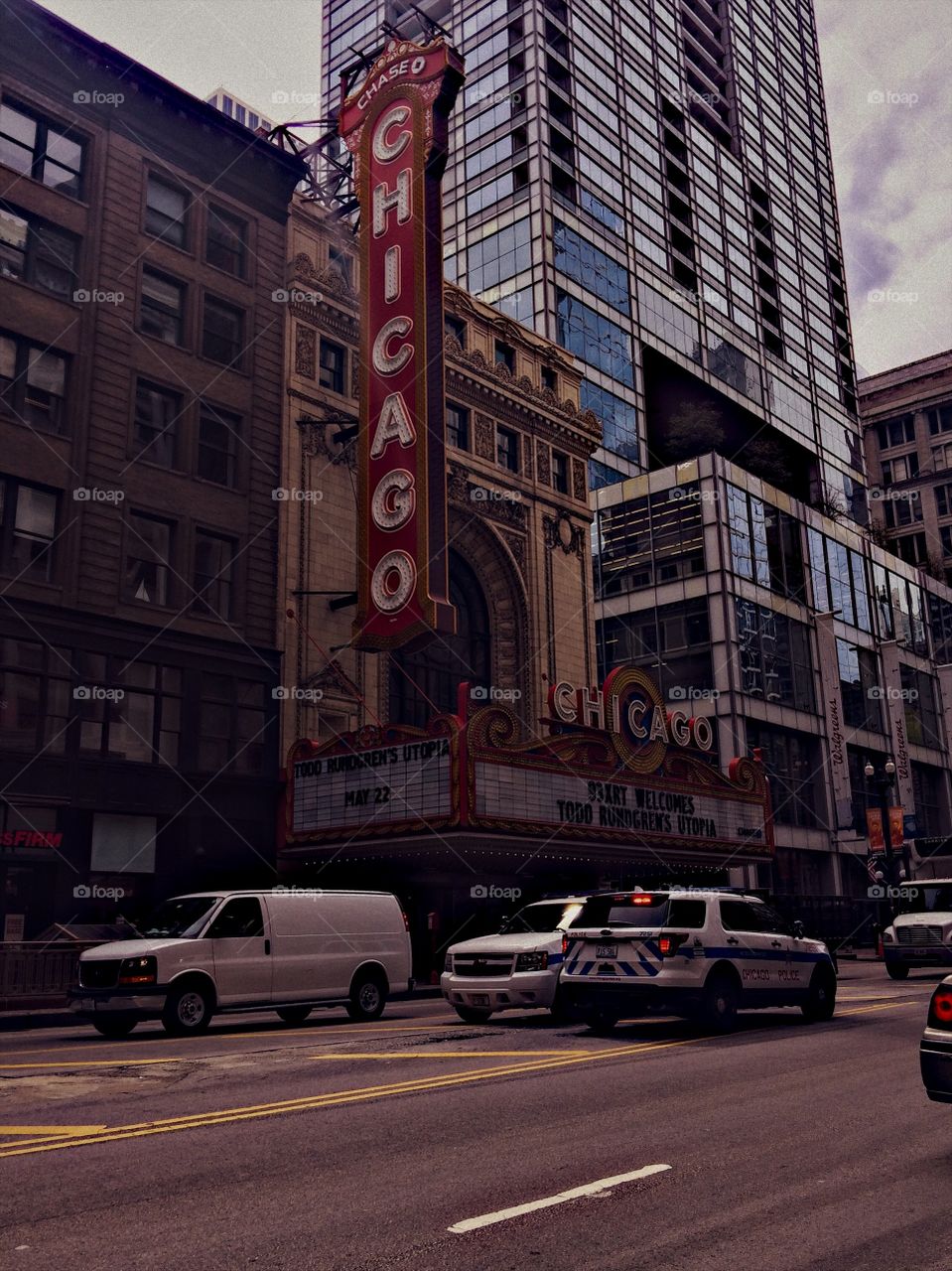 The Chicago Theatre 📸