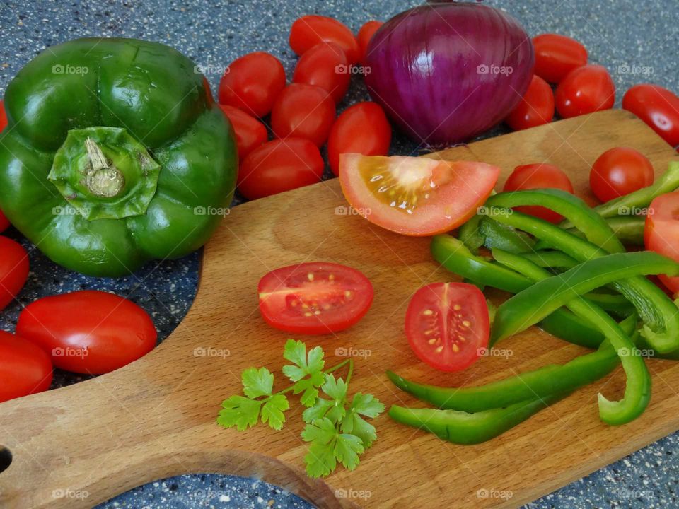 Preparation of salad