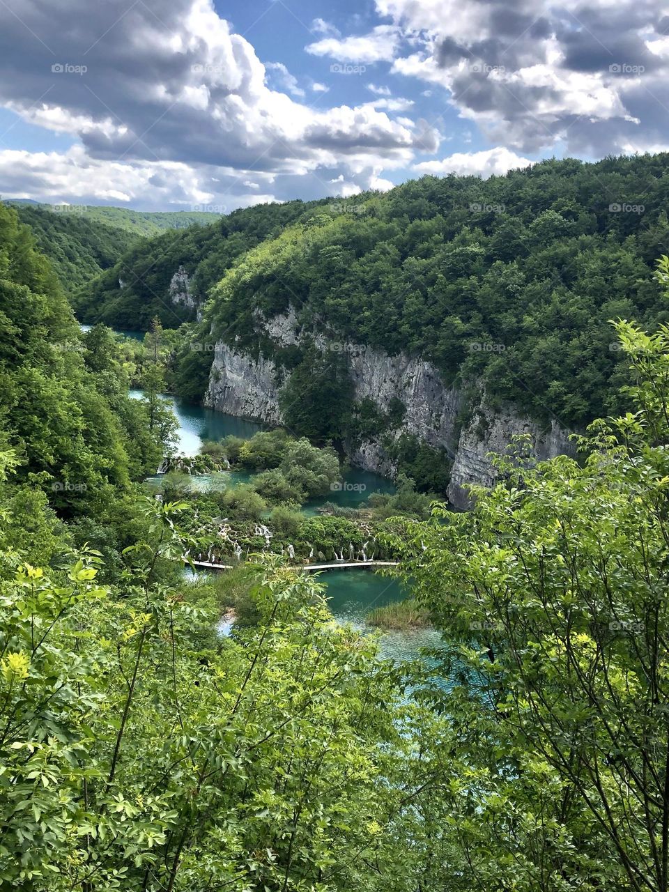 Enchanting Plitvice Lakes National Park in Croatia💙💚