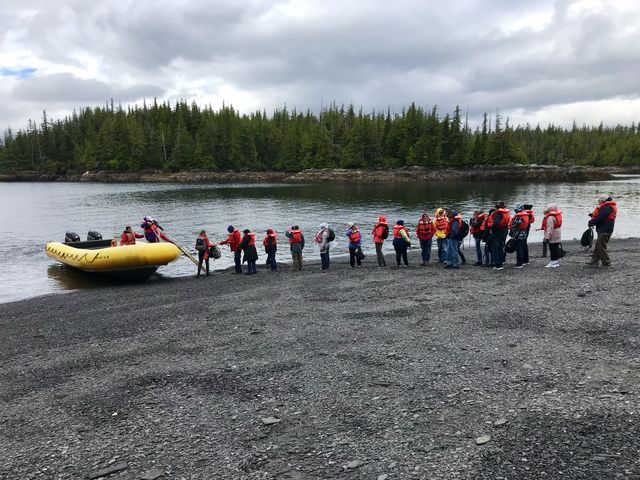 Tour travel Alaska 
