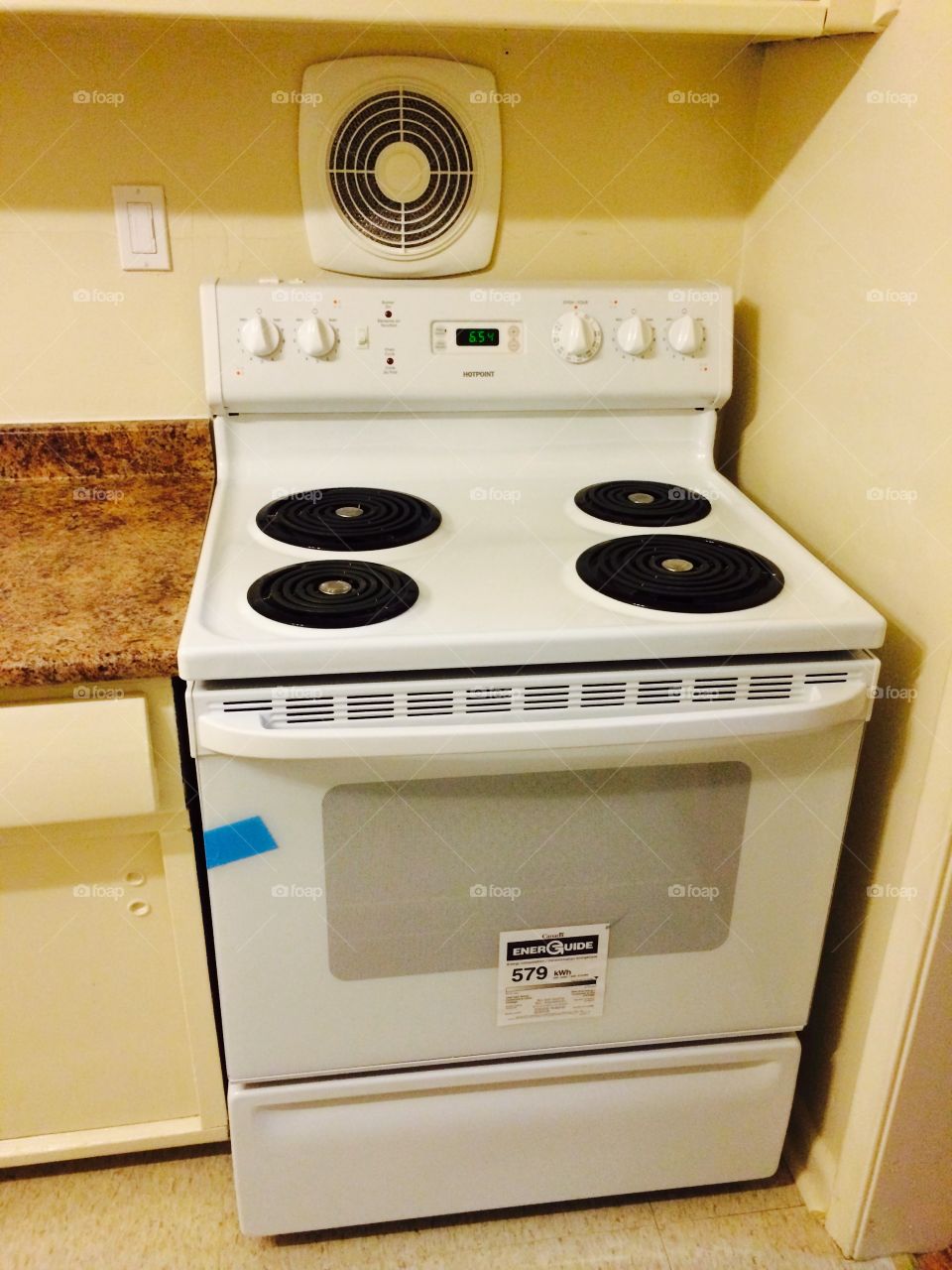 Great cooking ahead with a new HOTPOINT stove!