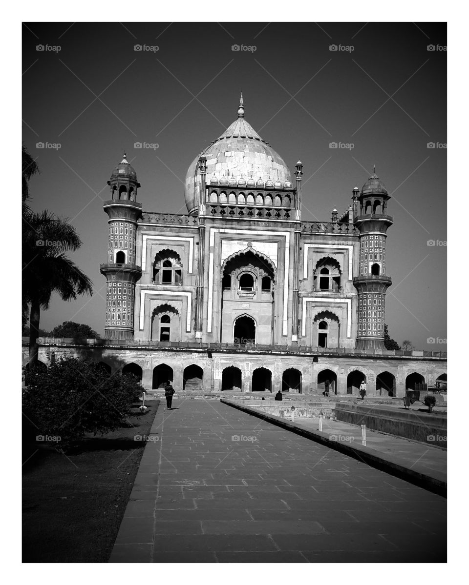 Safdarjung tomb in Delhi a brilliant piece of ancient architecture.