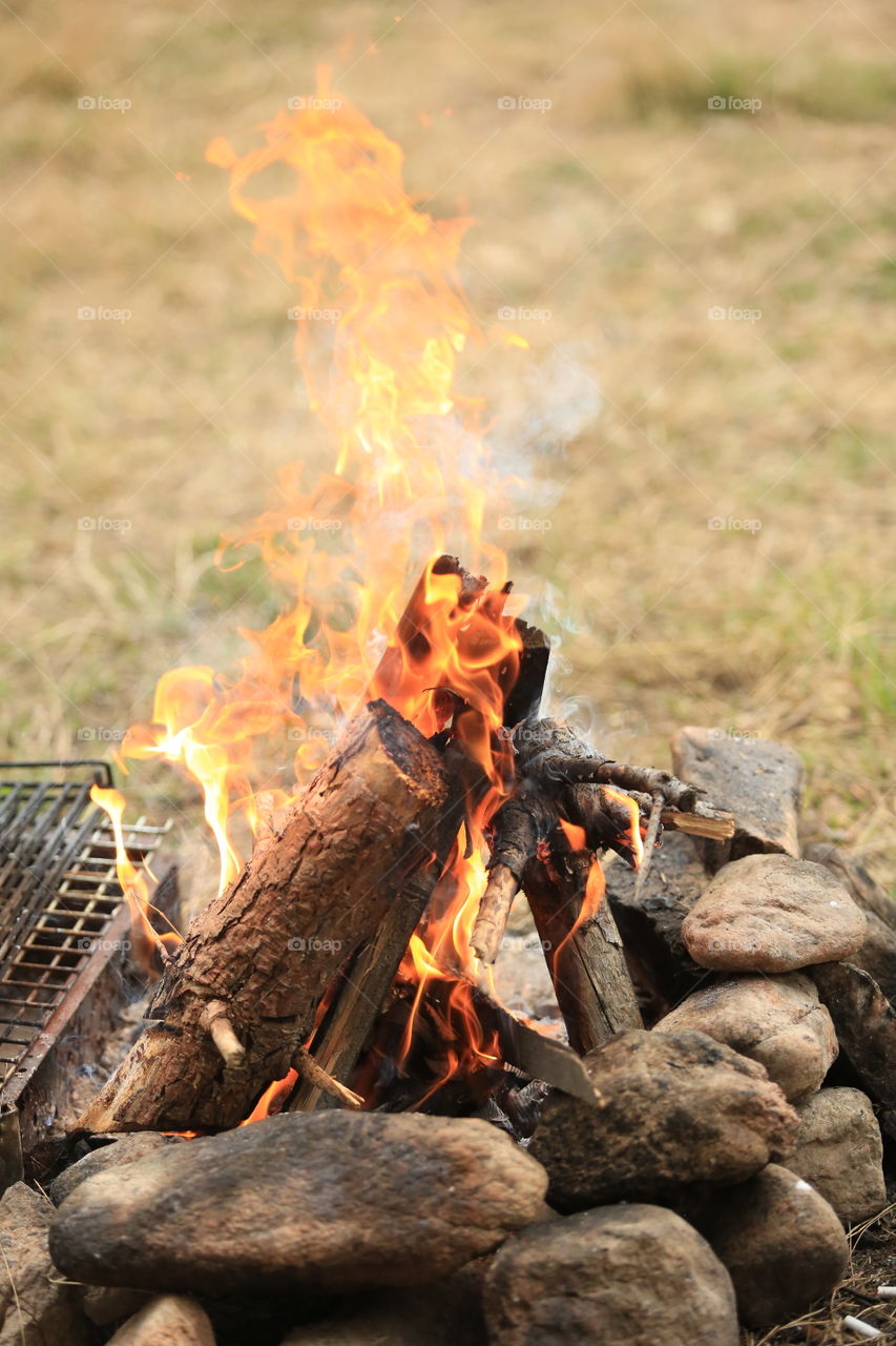 Camping fire, Campfire