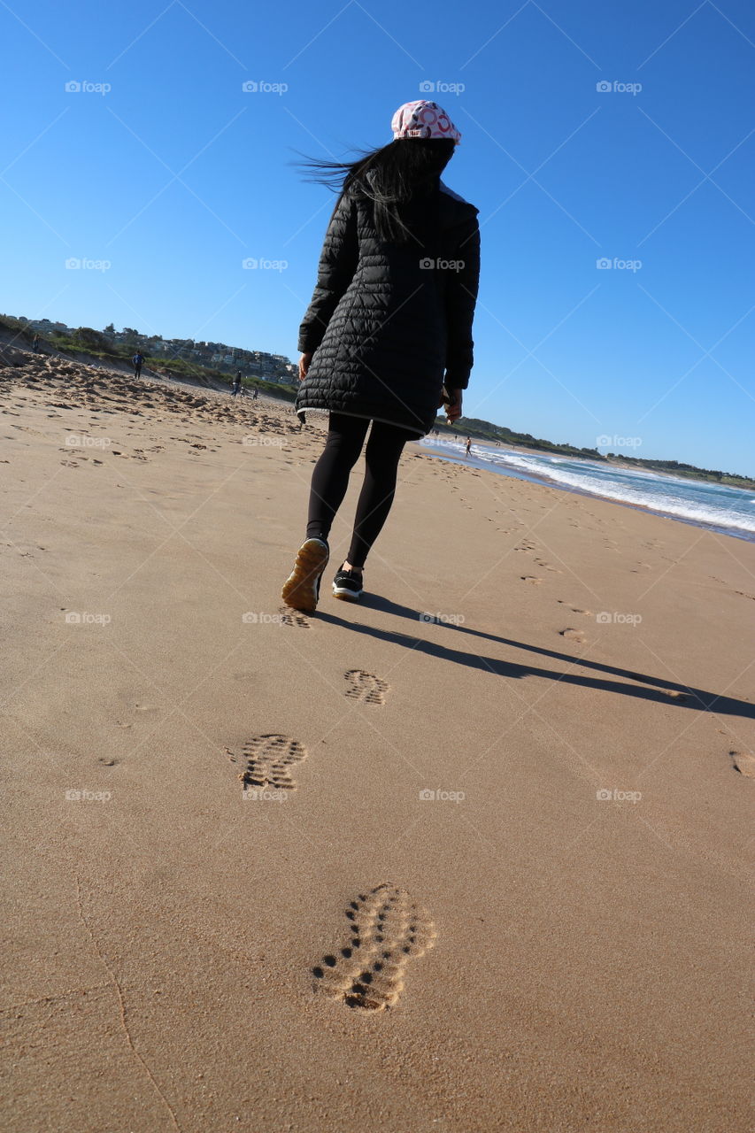 Loves taking photo at all times specially close to the water