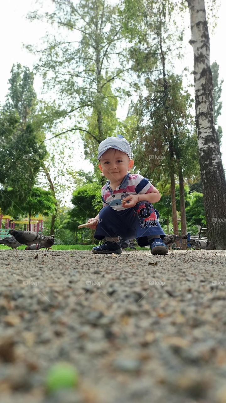 kid in the park