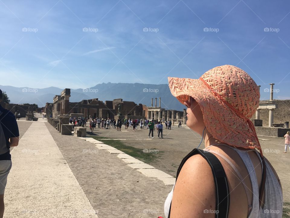 Explore Pompeii 