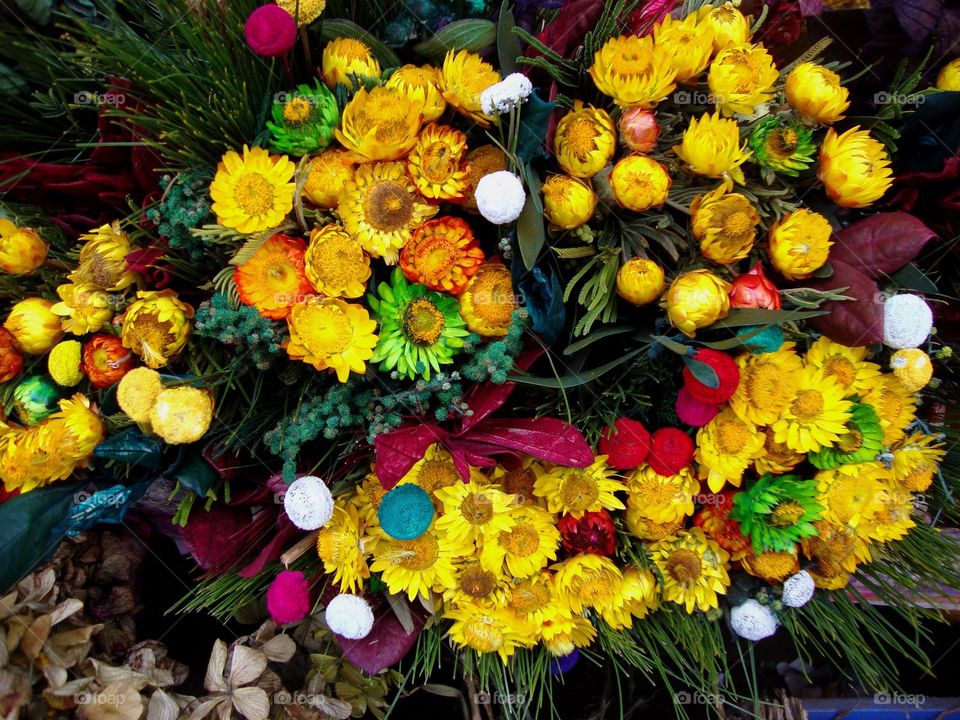 Colorful follower bouquet arranged for sale