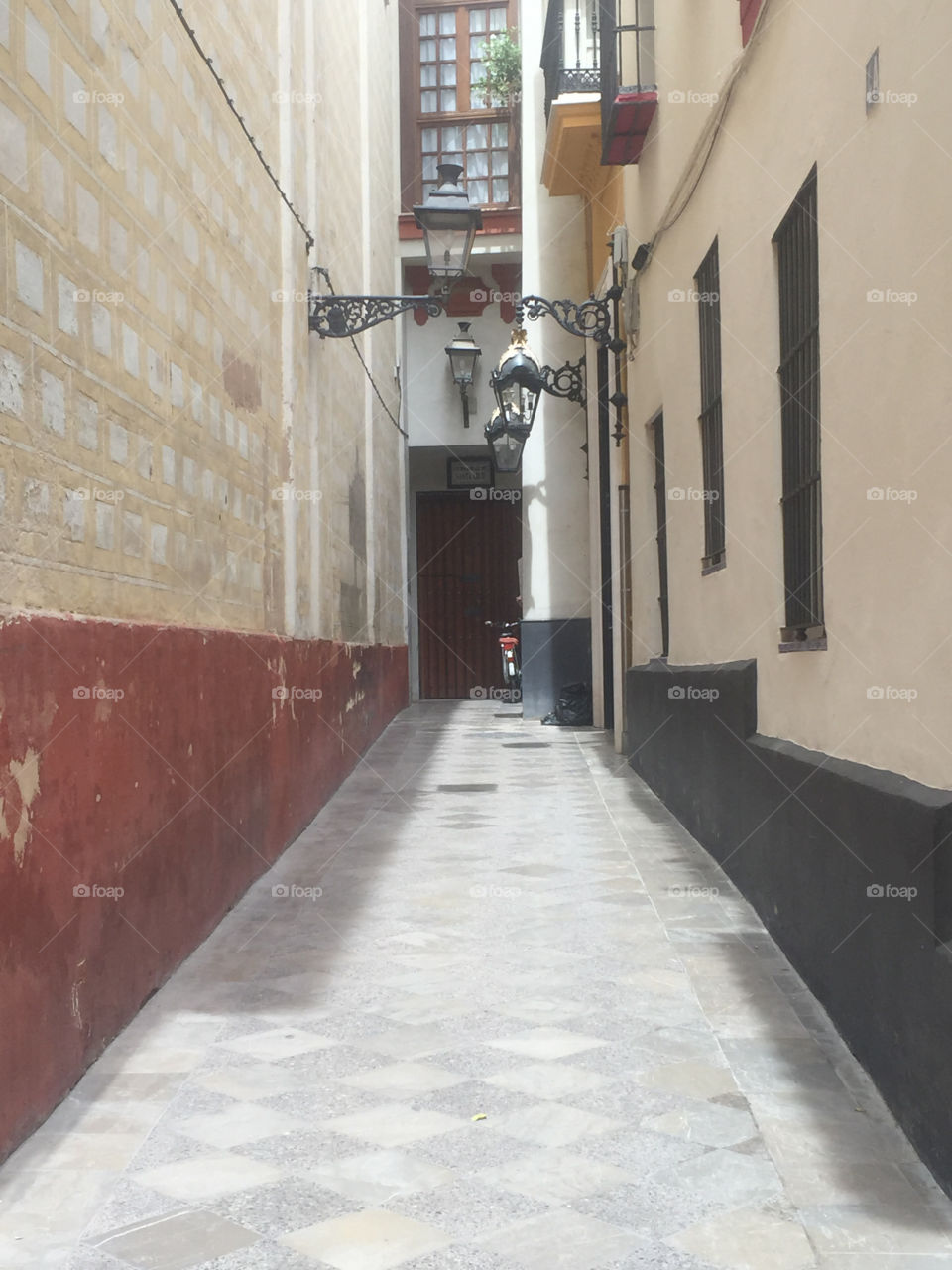 Alley of Sevilla 