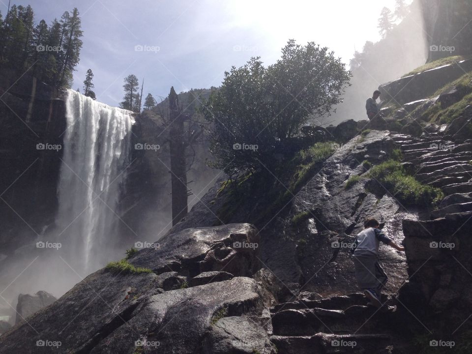 Mist trail. Yosemite National Park