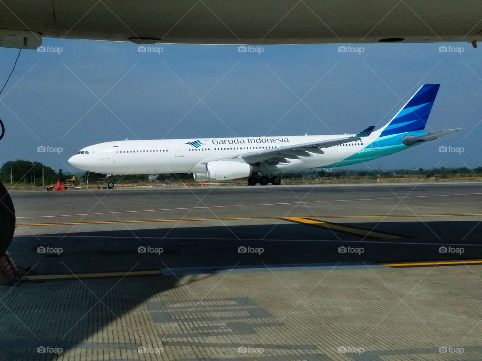 Mari terbang bersama Garuda Indonesia. Indahnya Indonesia 💕