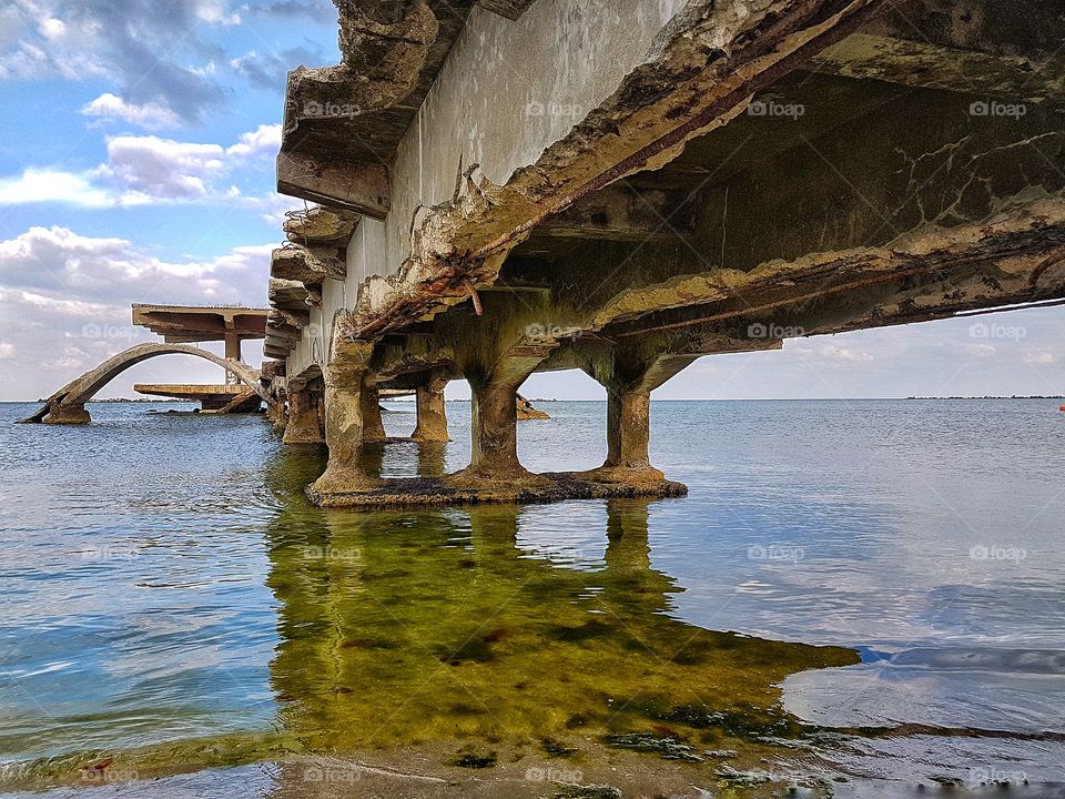 Old pontoon in Mamaia Resort in September