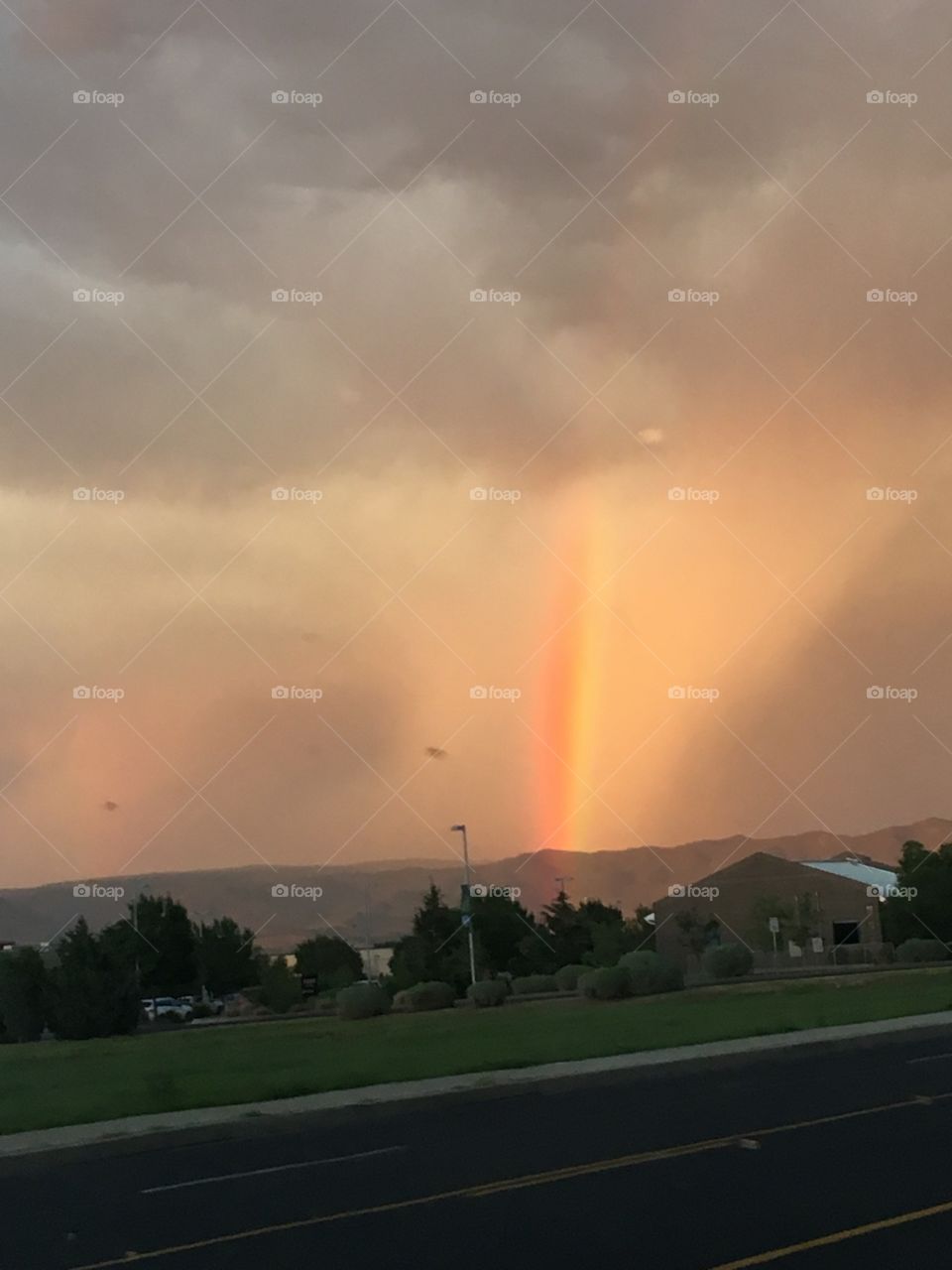 Rainbow 
Light
Sky
View 
Field
