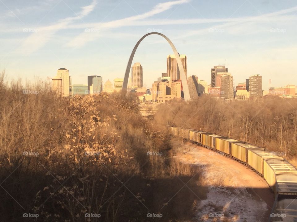 St. Louis arch w/cargo train