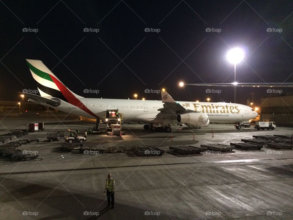 emirates. boeing 777