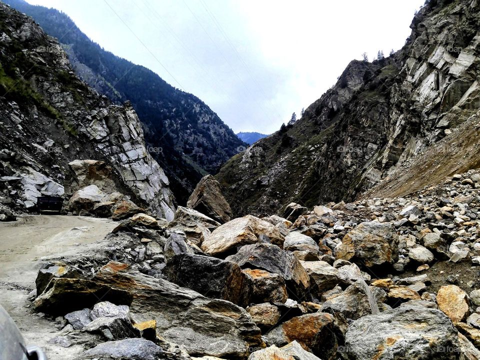 Road widening in mountains
