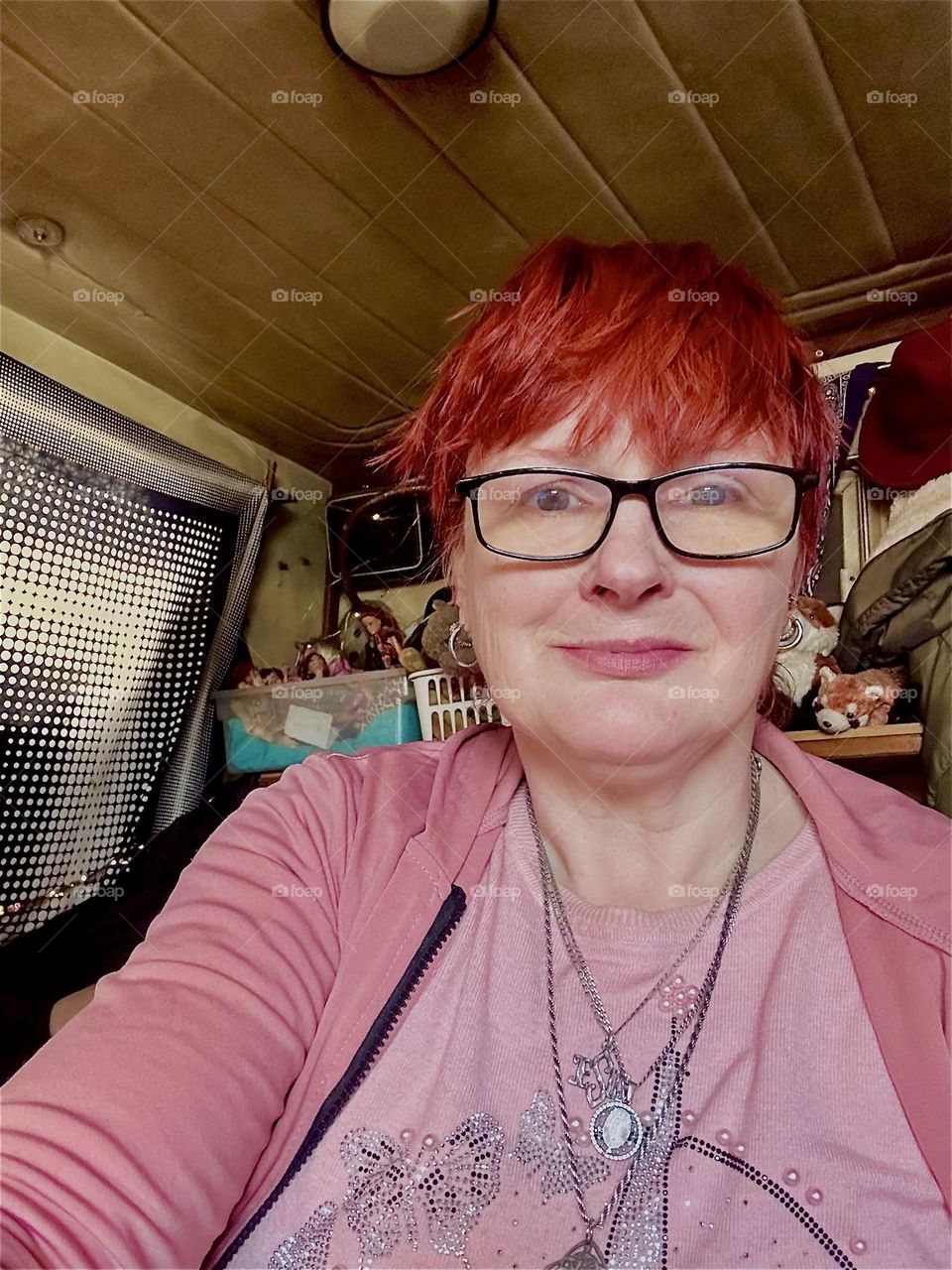 This is me, „Petra Schiller“ a.k.a. „Maxine Firefox“ a.k.a. „Maximiliane Feuerfuchs“ aboard „Salvation“, the „28 ft 1969 Luhrs“ cabin cruiser at „Newtown Creek“ in LIC that is home to me and my partner „Timothy Trespas“. 2024. Hypnotic Productions