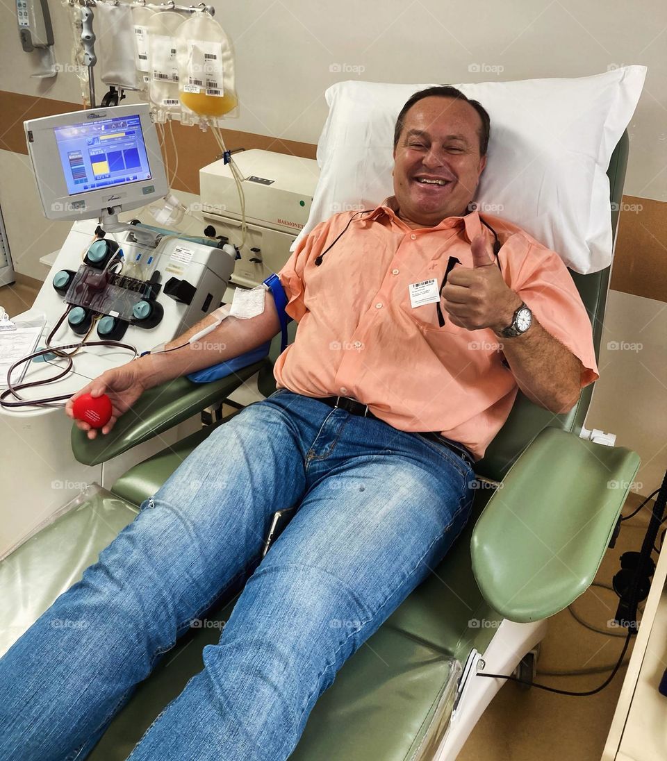 🇺🇸 Day to practice Solidarity, by routinely Donating Platelets. Donate Blood and Blood Products. Life will thank you! / 🇧🇷 Dia de praticar a Solidariedade, fazendo a rotineira Doação de Plaquetas. Doe Sangue e Hemoderivados. A vida agradece!