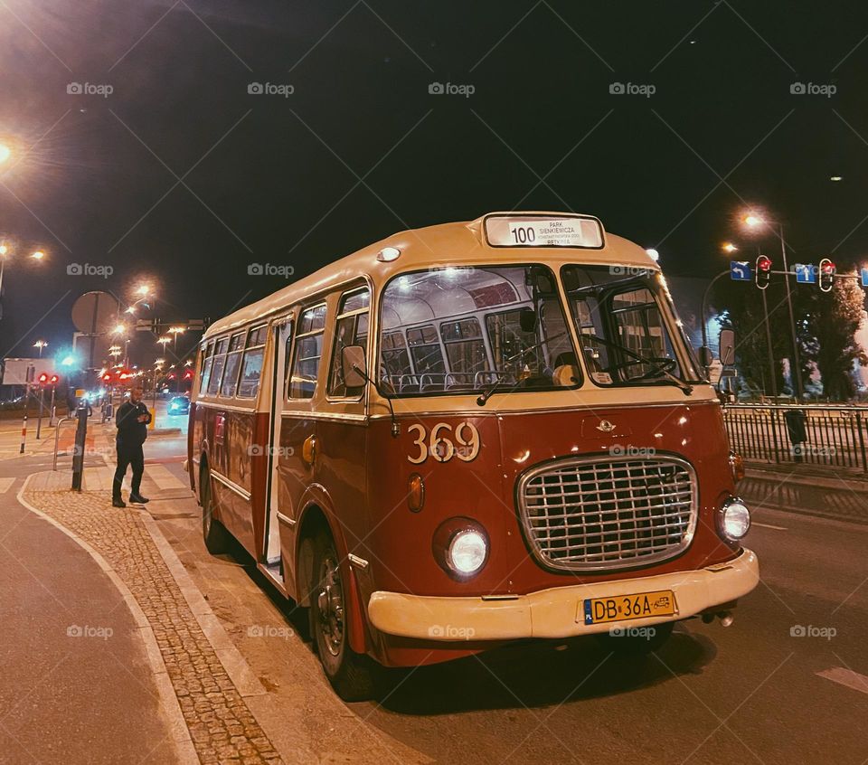 Vintage bus 