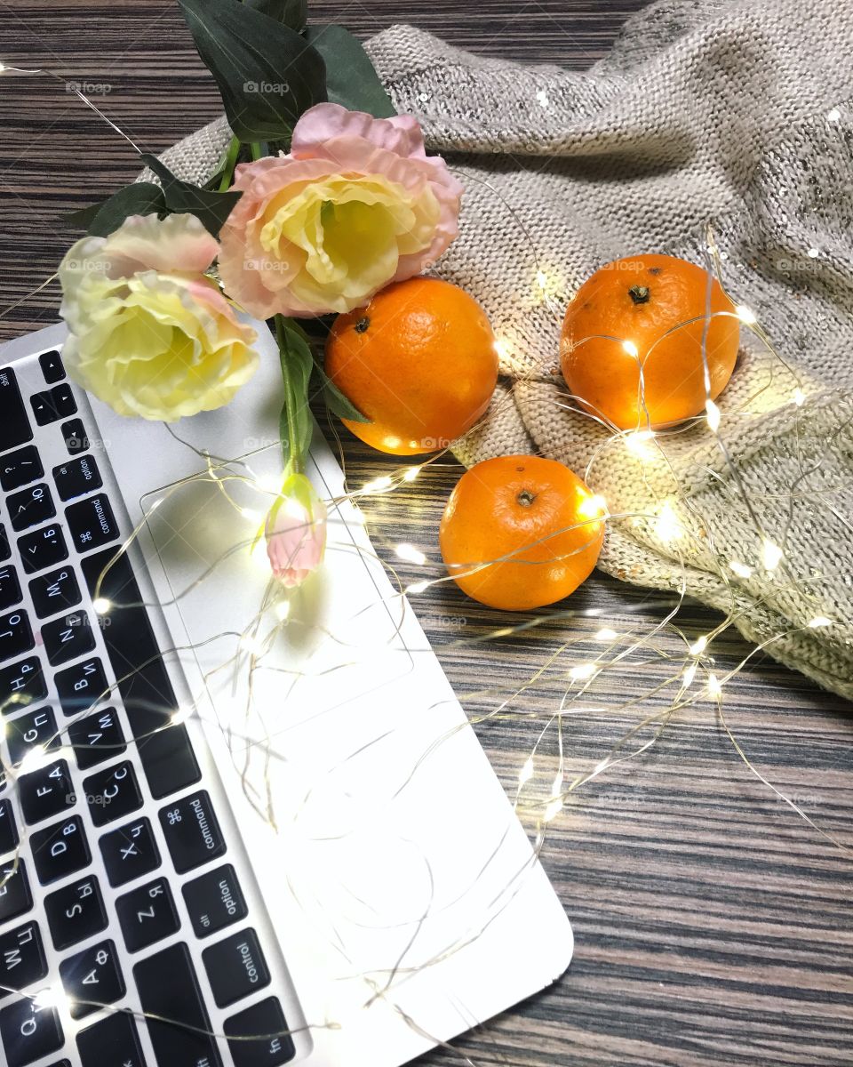 romantic mandarins and garland