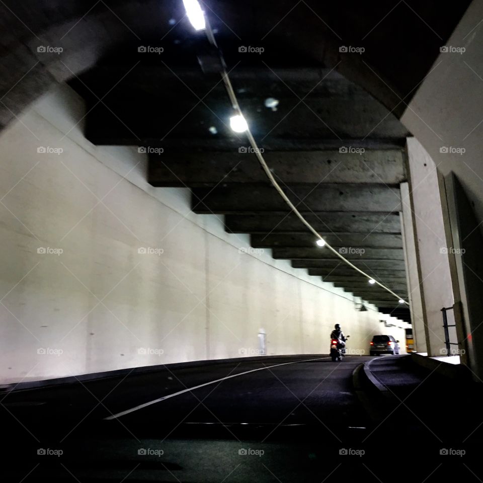 Tunnel