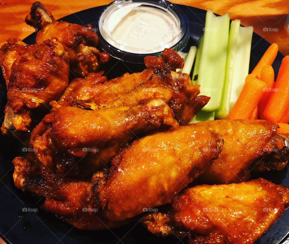 Chicken Wings, Duff’s, Niagara Falls, New York