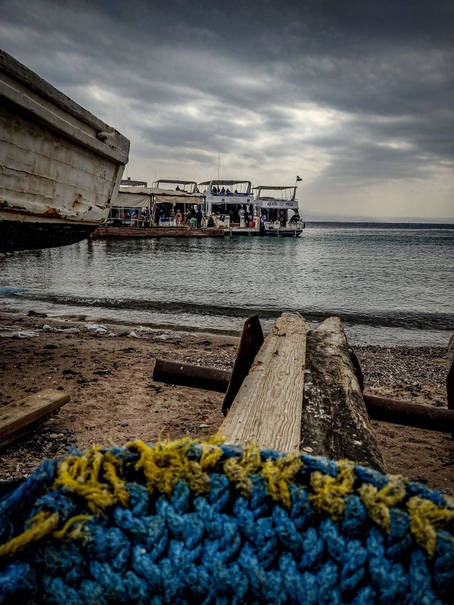 harbor and crafts