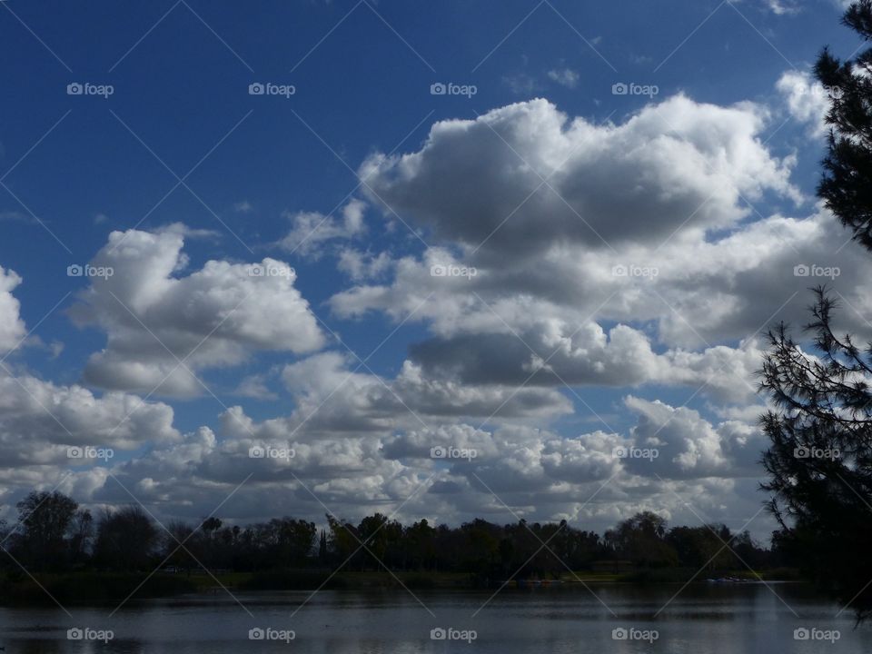 Stormy clouds in El Dorado park