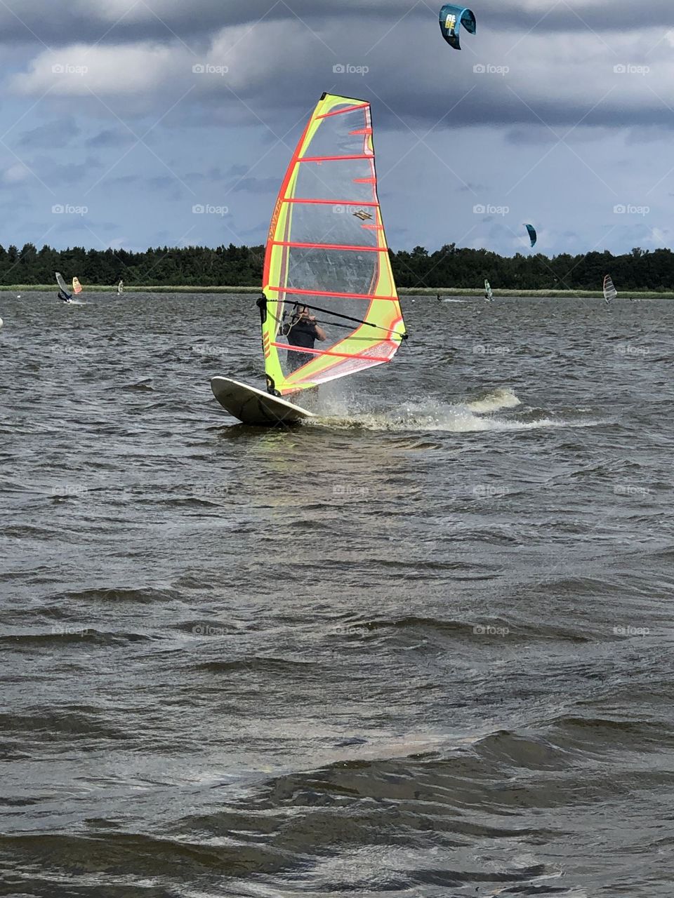 Windsurfing 