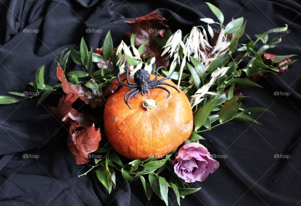 Pumpkin and spider halloween centerpiece