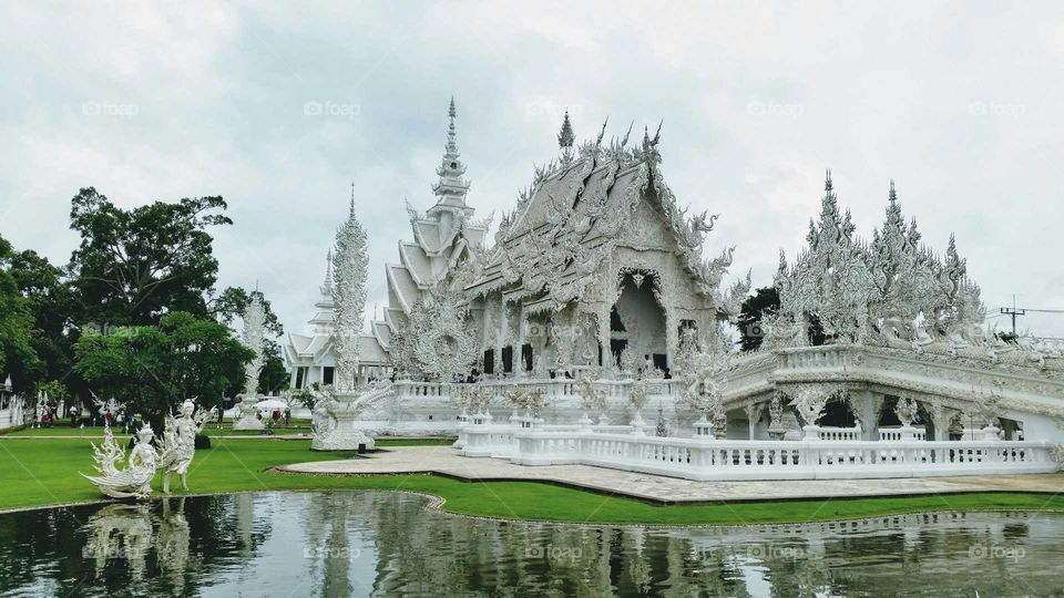 Wat Rong Khun (White Temple), Chiang Rai Thailand