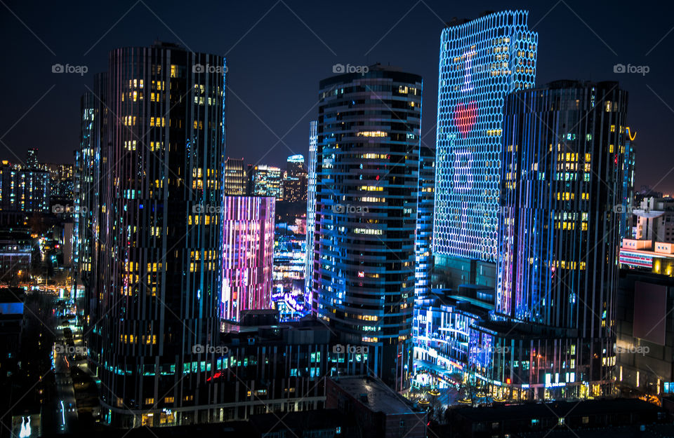 china, Beijing, Sanlitun Soho. office buildind, night, light