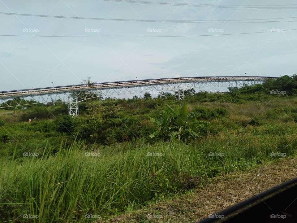 A bridge in Cilograng stretches to connect two areas