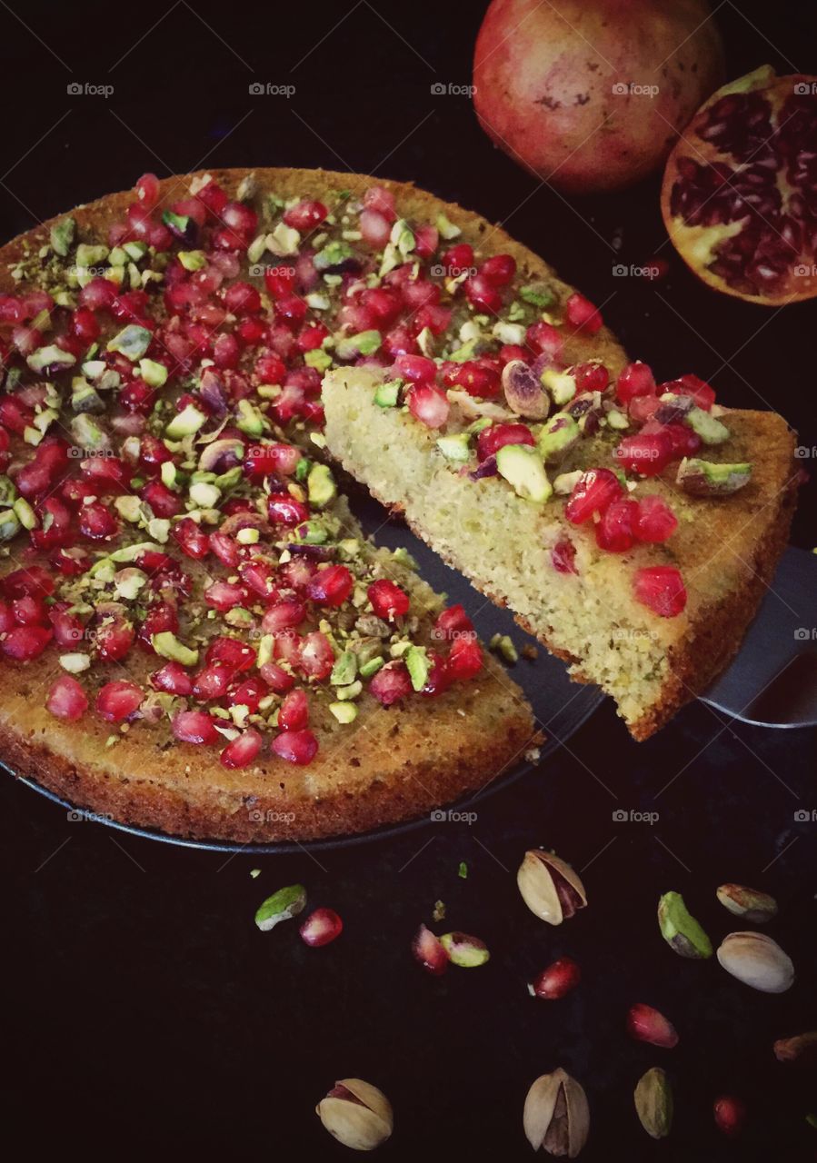 Homemade Pistachio and pomegranate cake 